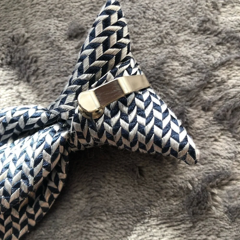 👦👔kids' Silk Snap-On‎ Tie - Black & Silver